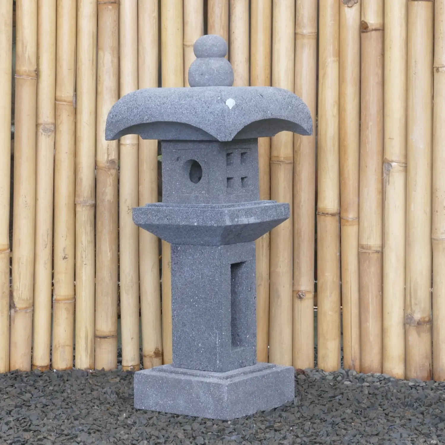  Product image 4 of the product “Japanese style Garden Lantern, made from Andesit Stone. Multipart. 75 cm Height, Roof is 30 cm width. ”